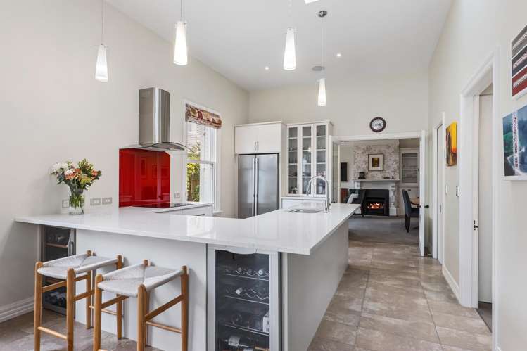 28 Knowles Street Merivale_11