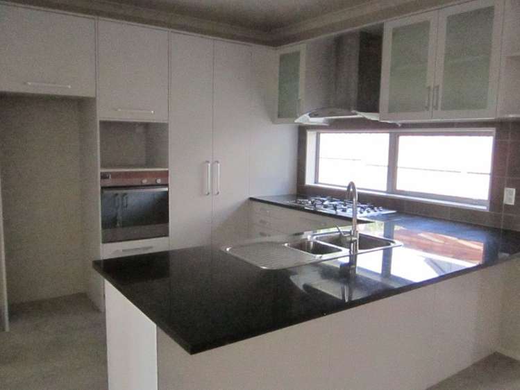 1 Savina Court Flat Bush_1