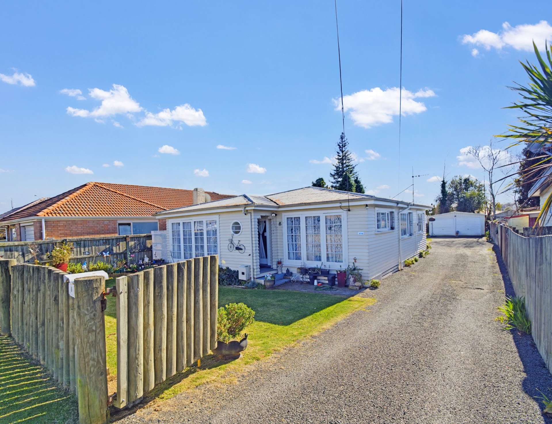8 York Street Glenholme_0