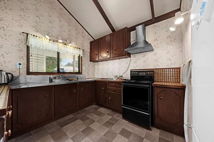 16 Eames Crescent Te Mata_3