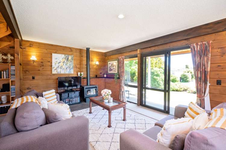 12 Deakin Place Clive_7