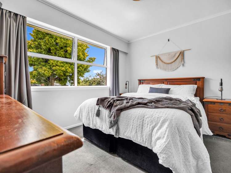 38 Pelorus Street Glenview_15