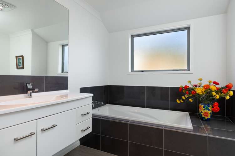 9 Tui Drive Picton_16