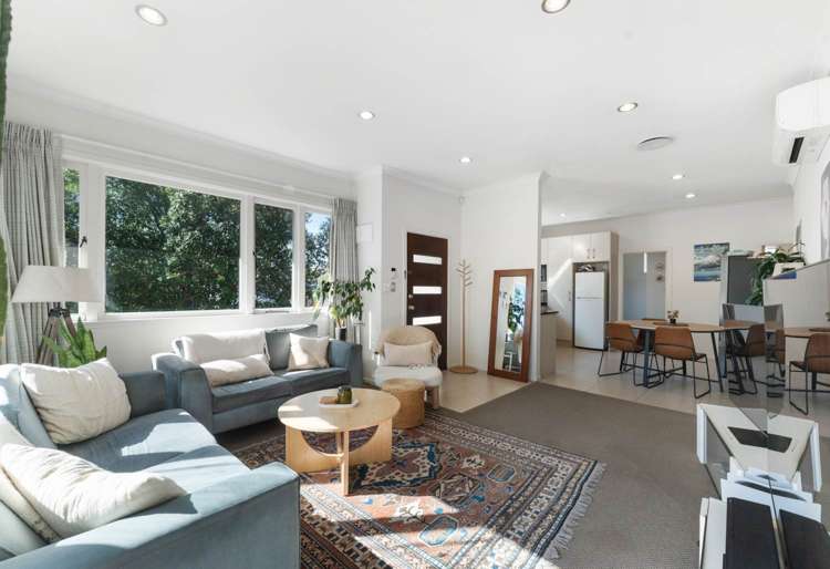 878 Dominion Road_4