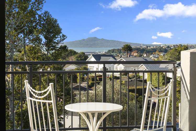 56B Arney Crescent Remuera_10