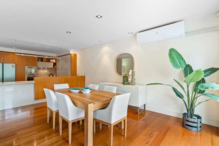 5/258 Hurstmere Road Takapuna_6