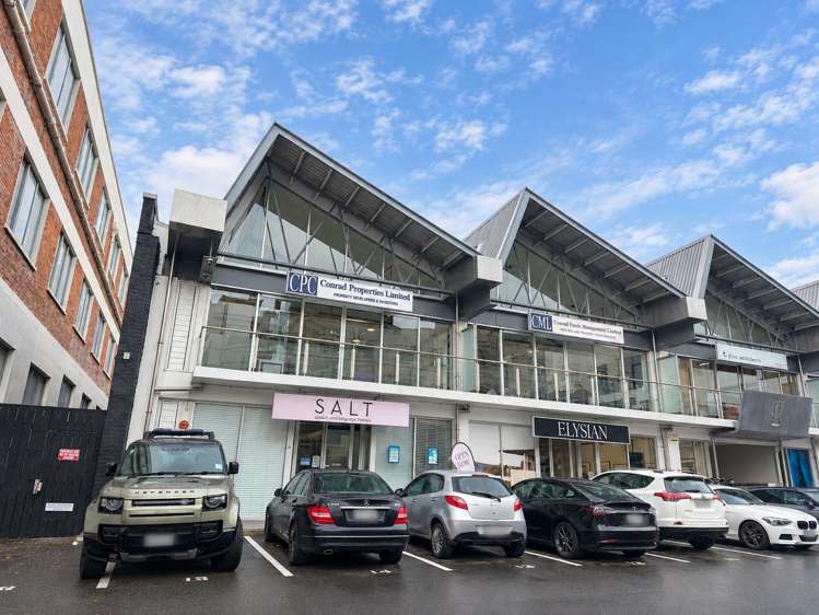 Unit 4/114 Saint Georges Bay Road_0