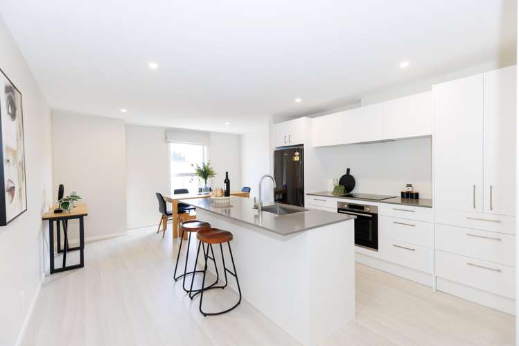 3/3 Rotoiti Street Johnsonville_2