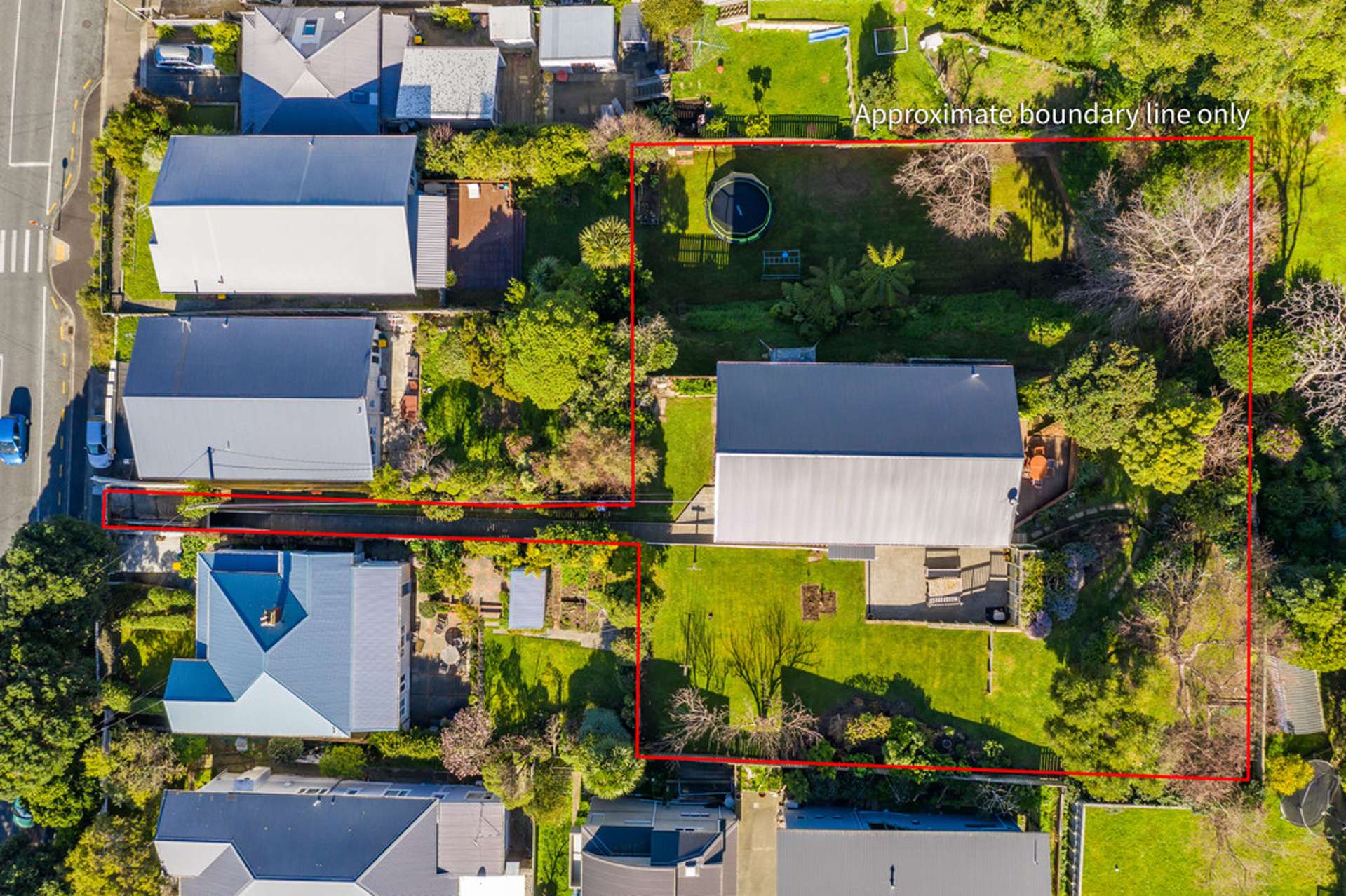 68 Queens Drive Lyall Bay_0