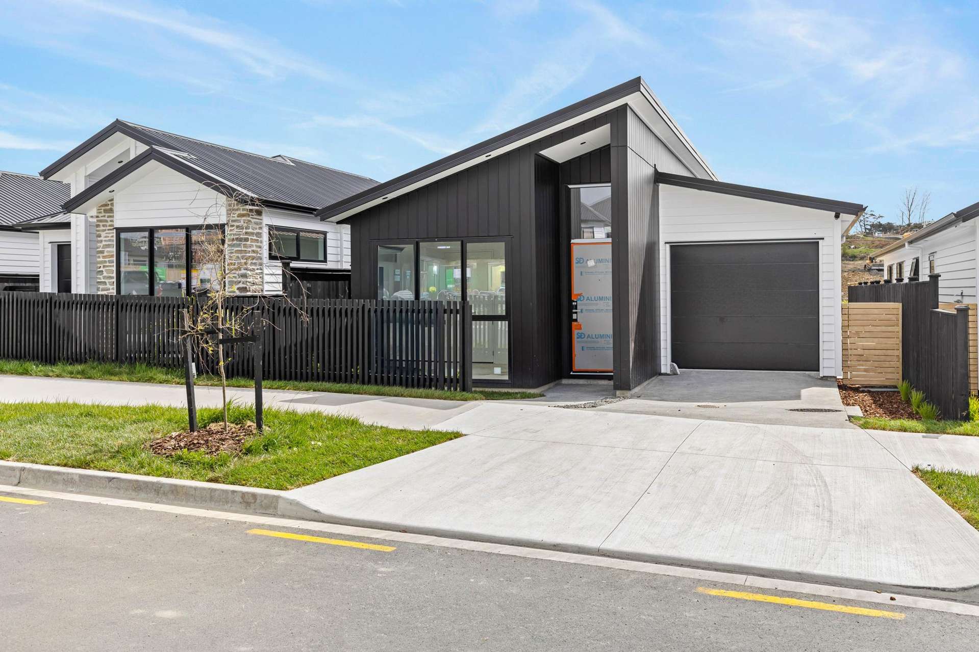 384 Te Taruna Drive Milldale_0