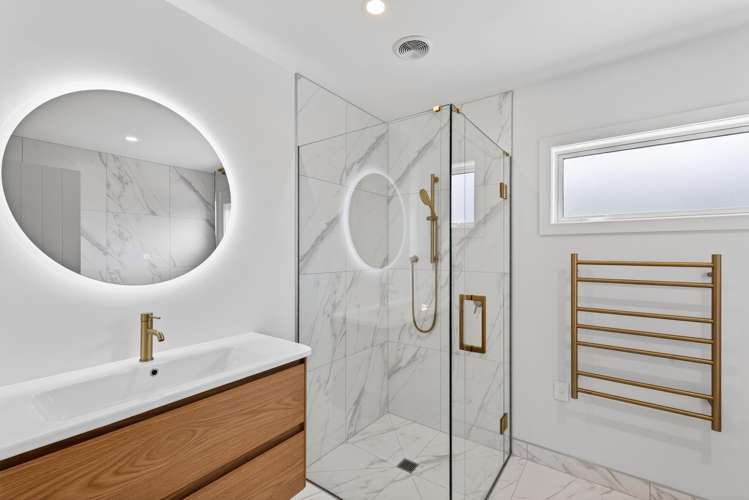 2 Mohaka Street Poraiti_16