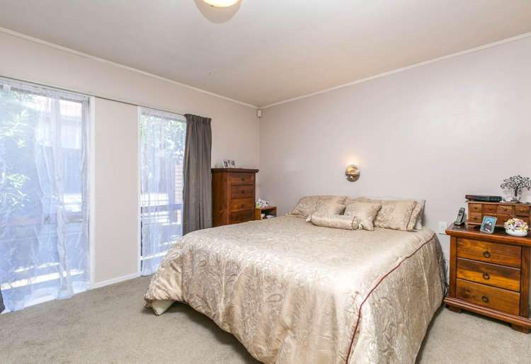 13 Matuhi Rise Henderson_6