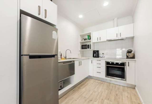 9J/1 Emily Place Auckland Central_1