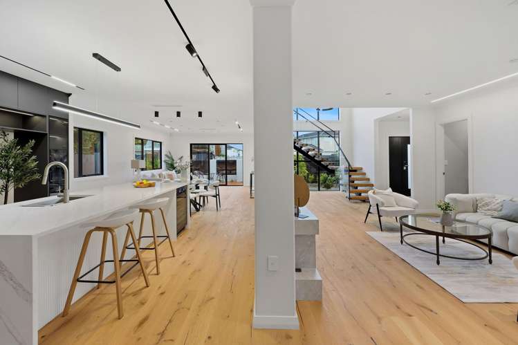 6A Gulf Crest Bucklands Beach_15