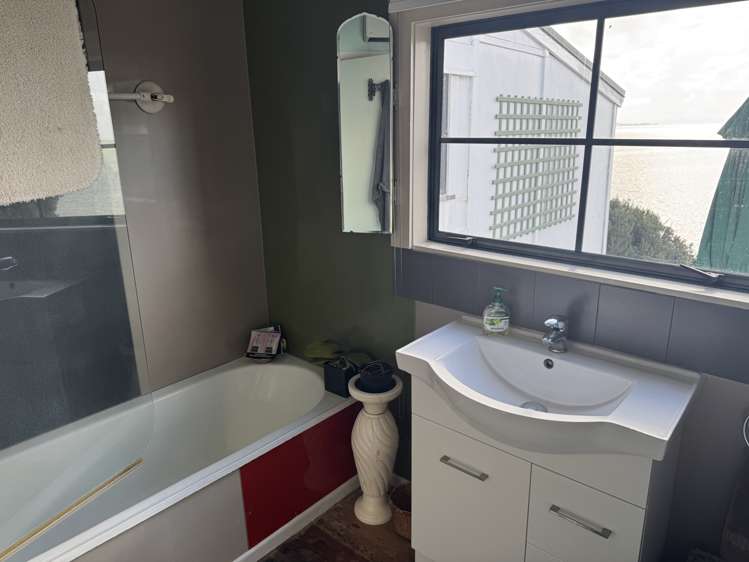 41 Torkar Road Clarks Beach_20