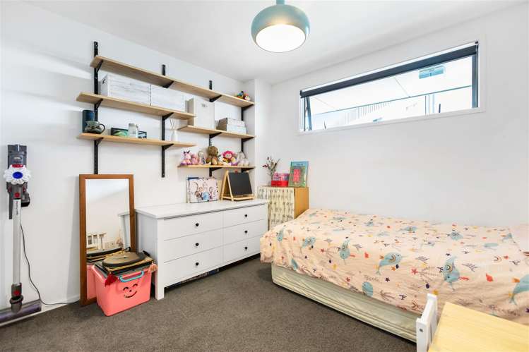 211/17 Link Crescent Stanmore Bay_9