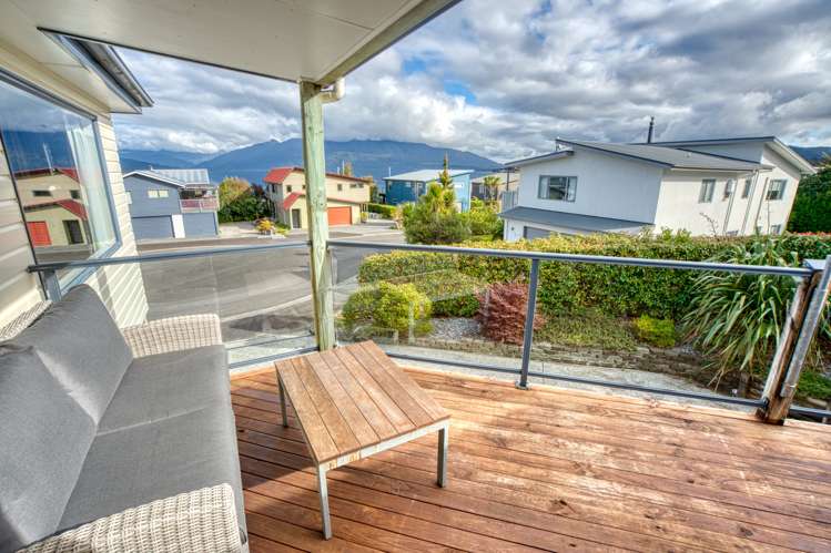 9 Ranui Place Moana_32