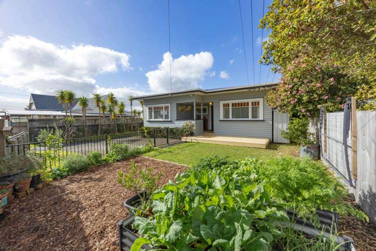 1/37 Wattle Street New Lynn_11