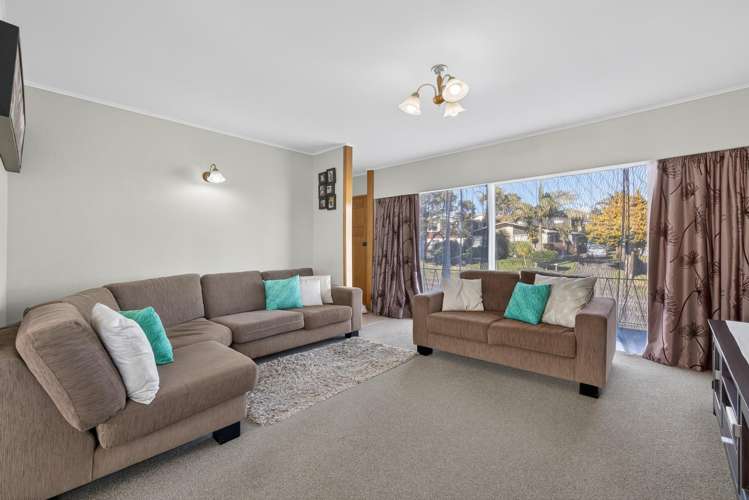 8 Jade Avenue Pakuranga Heights_2