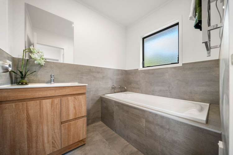 1/43 Williamson Avenue Belmont_19