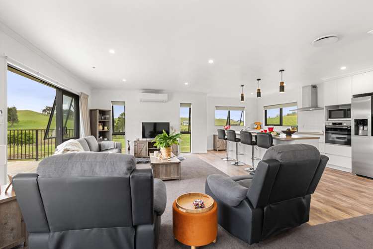 64 Ruapuke Road Raglan_14