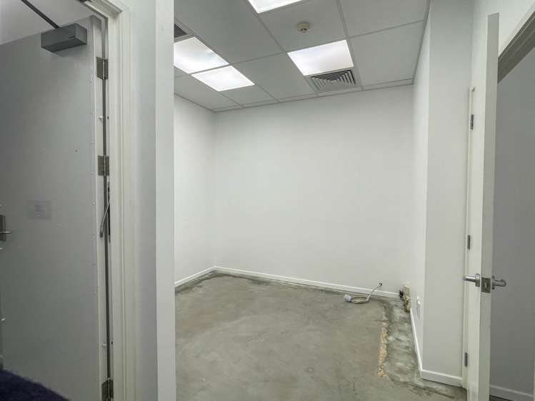 2-8 Customs Street City Centre_7