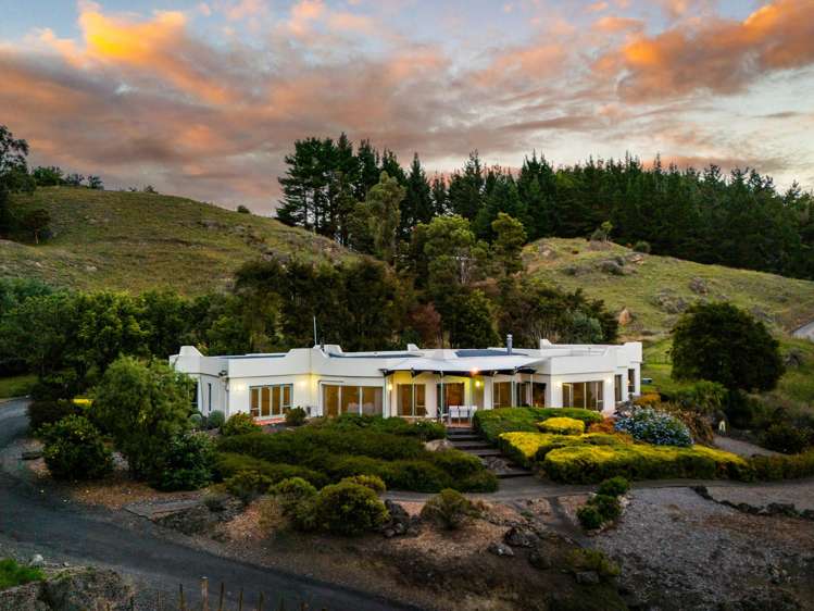5 Whakapirau Road_0