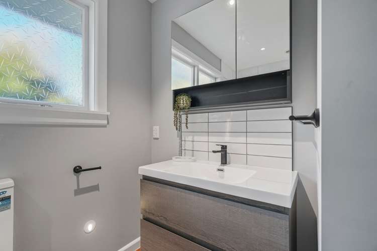 1 Cunliffe Road Redwood_21