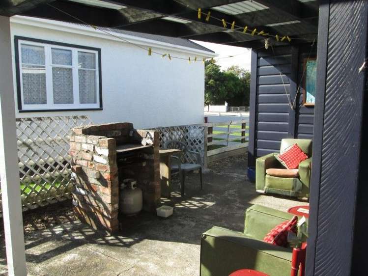 70 Tyndall Street Pahiatua_4