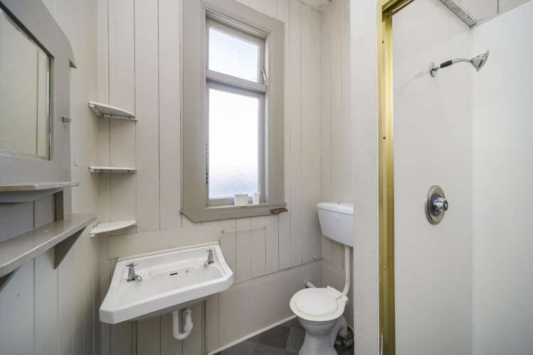 1/135 Ferguson Street West End_11