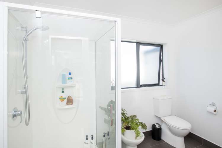 41 Sterling Park Lytton West_10