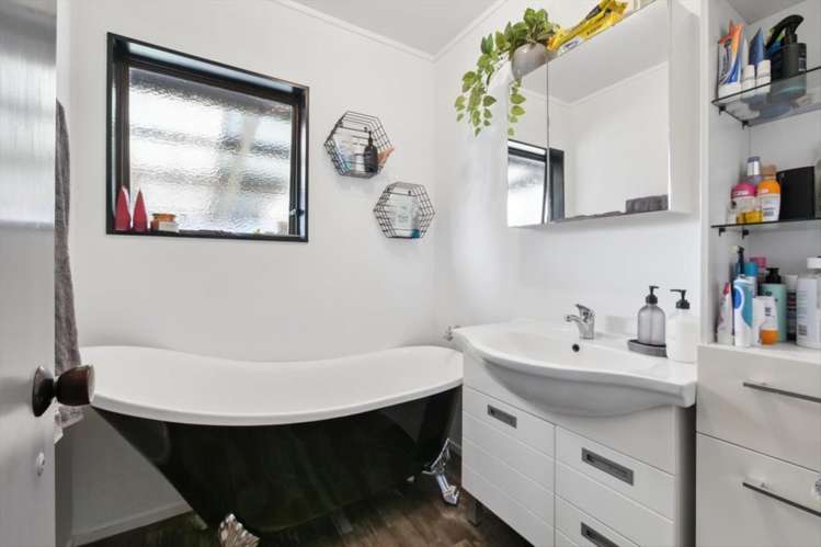 3 Taupata Street Paengaroa_11