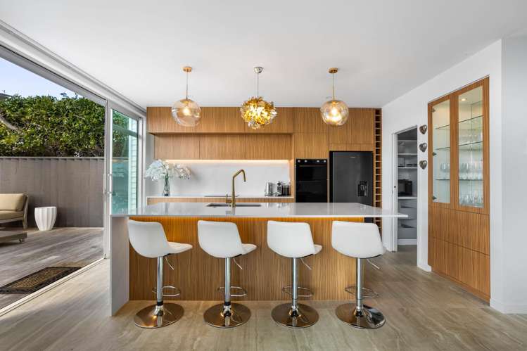 124 Motu Hei Pauanui_12