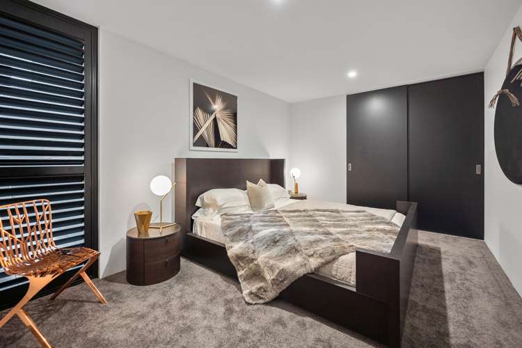 314a Hurstmere Road Takapuna_24