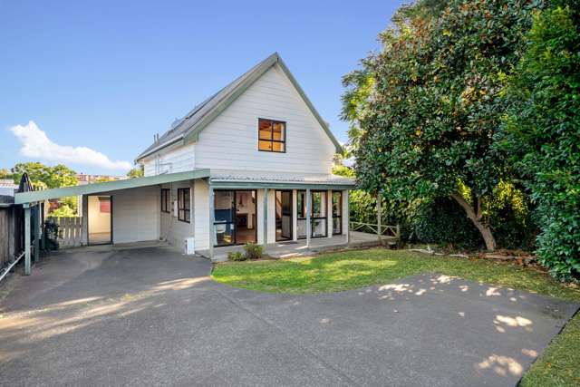 2/20 Brook Street Milford_2