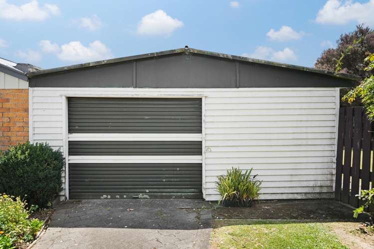 53 Garden Heights Avenue Glenview_15