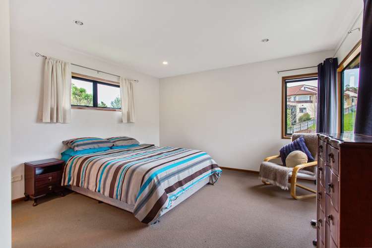 2/27 Vincent Street Howick_13