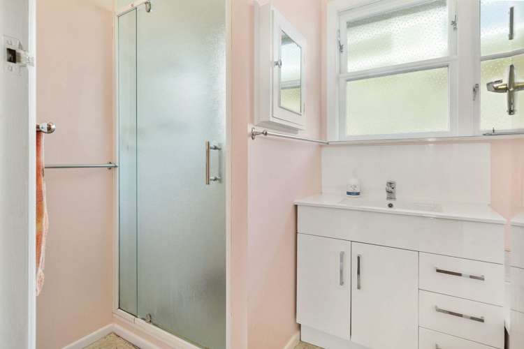 108 Warwick Street Wilton_10