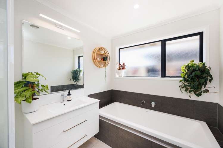 2 Monarch Drive Ashhurst_18