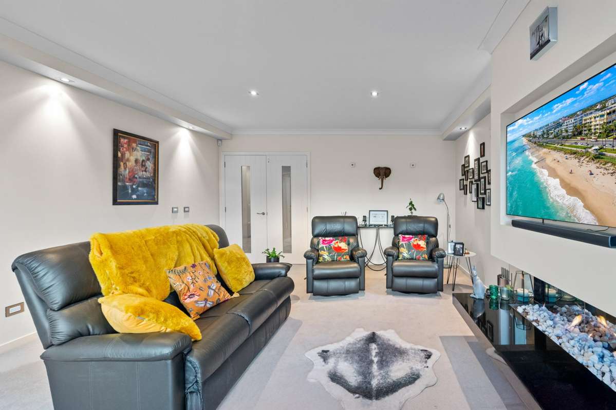 45 Spence Avenue_5