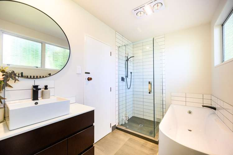 28 Summerhill Drive Fitzherbert_13