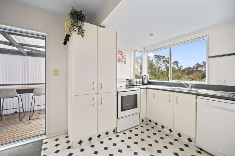 45 Carillon Place Massey_10