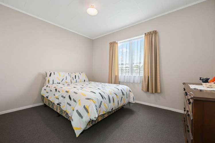 9a Emma Place Pukete_8