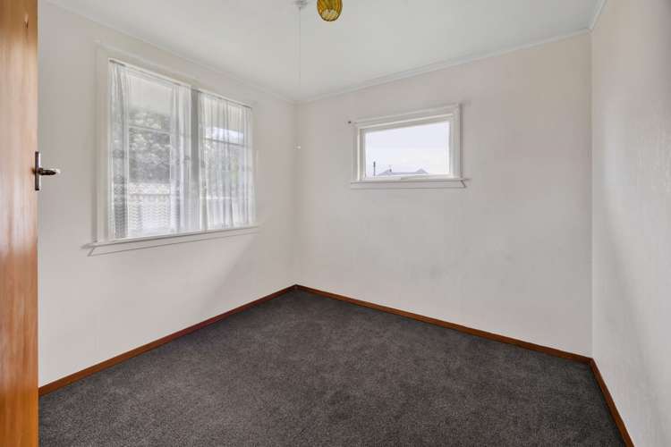 32 Victoria Street Patea_16