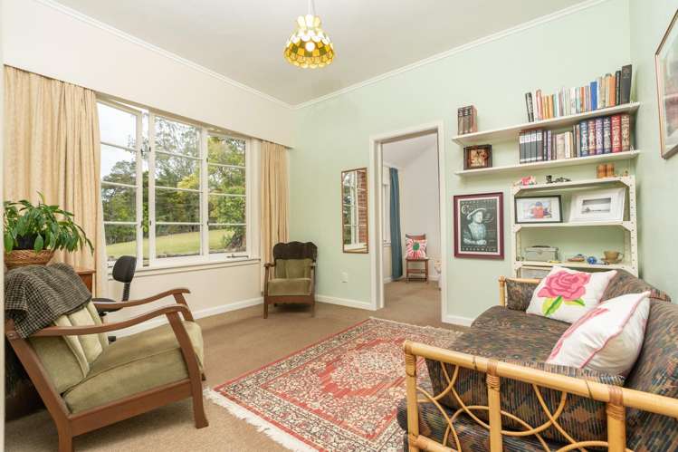 3 Mackesy Road Parahaki_13