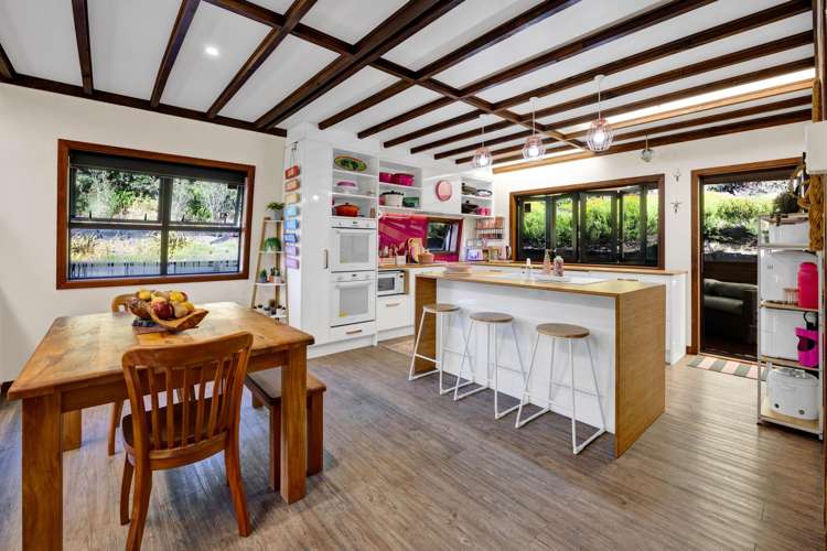 9 Beach Road Patea_7