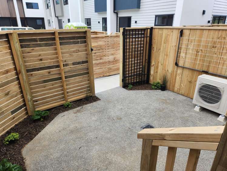 4/64 Glen Road Stokes Valley_12