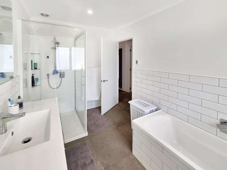 12 Martha Turnell Crescent 1302_10
