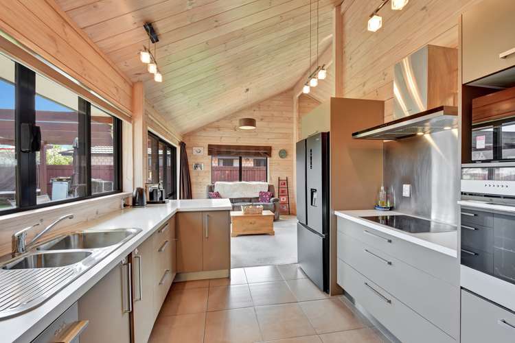 9 Algarve Close Blenheim Central_5