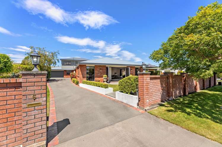 6 Robalan Place Redwoodtown_33